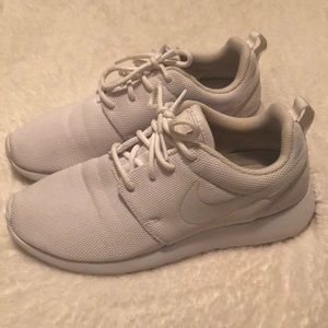 Nike Roshes
